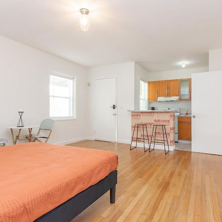 2-Bdrm Unit - 5 Minutes Walking Las Olas Beach フォート・ローダーデール エクステリア 写真