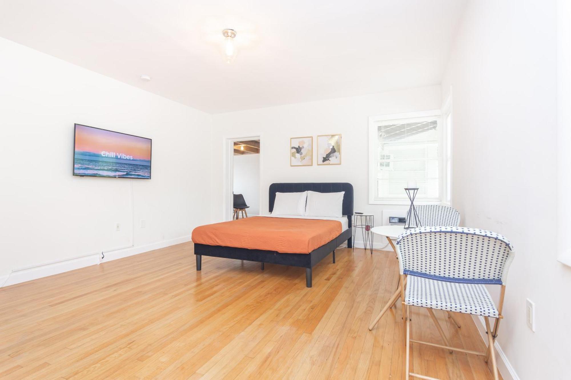 2-Bdrm Unit - 5 Minutes Walking Las Olas Beach フォート・ローダーデール エクステリア 写真