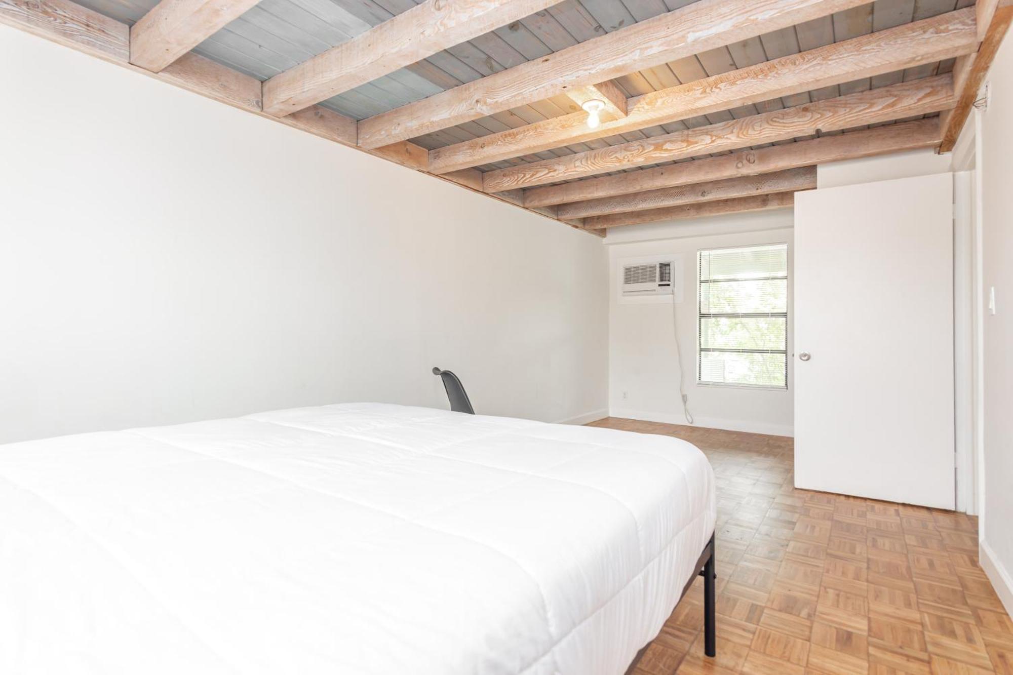 2-Bdrm Unit - 5 Minutes Walking Las Olas Beach フォート・ローダーデール エクステリア 写真